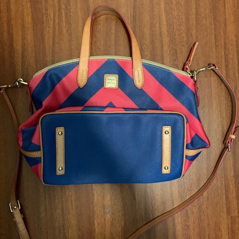 Dooney and Bourke shoulder bag